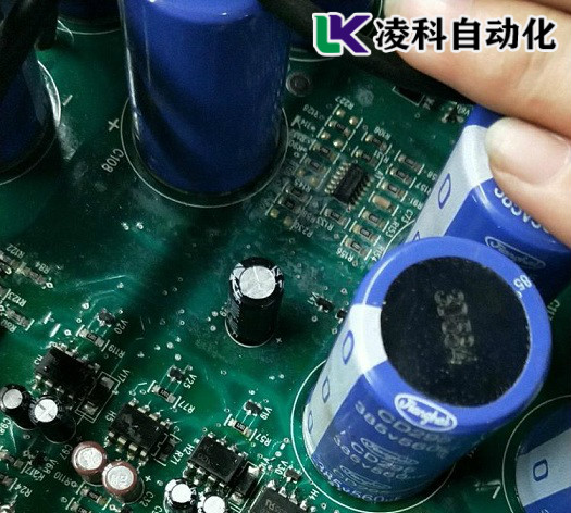 施耐德變頻器報警HDF故障維修 曠日持久的技術總結