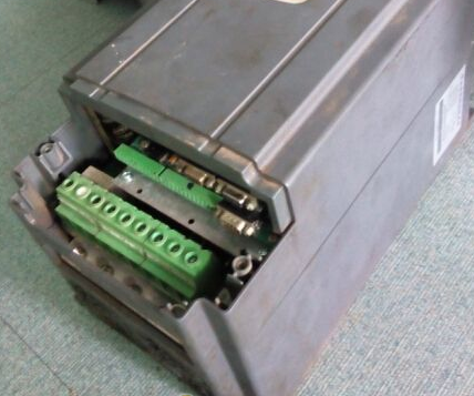 御能kinway變頻器開(kāi)關(guān)電源故障